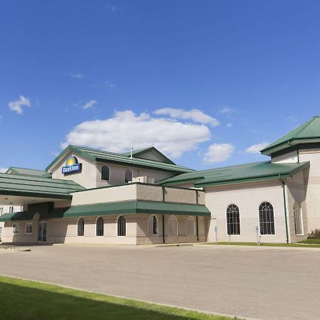 Days Inn & Suites By Wyndham Winkler Buitenkant foto